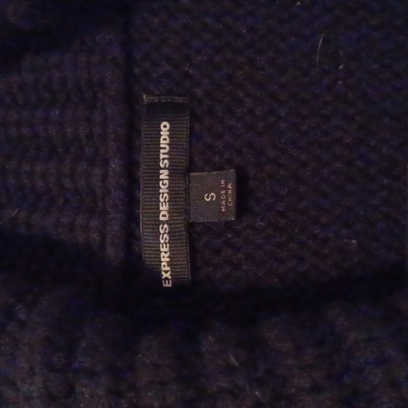 🌺Express Black Knit Poncho Sweater - Picture 4 of 6